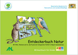 Titelbild der Broschüre mit einer Zeichnung einer Maus und einem Kleiber, die sich an ein Puzzleteil lehnen.