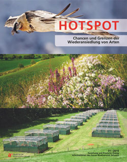 Titelbild einer Ausgabe der Zeitschrift mit drei Querformat-Bildern (Bartgeier, Blumenwiese, Versuchsanlage).