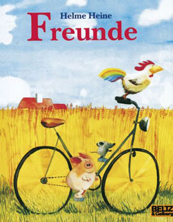 Gemaltes Titelbild des Buches, auf dem ein Fahrrad zu sehen ist, auf dem ein Hahn, ein Schwein und eine Maus sitzen und gemeinsam durch die Gegend fahren.