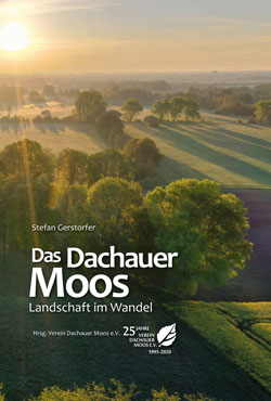 Das Titelbild zeigt eine Luftaufnahme des Dachauer Mooses.