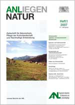 Titelblatt Anliegen Natur 31, Heft 1 (Almweide mit Kühen, links eine Frau mit Kind)