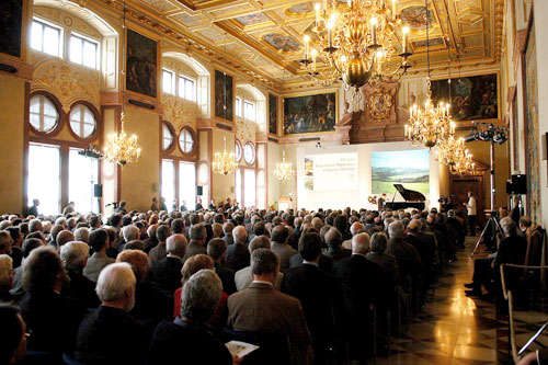 Staatsempfang im Kaisersaal der Residenz in München.