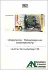 Ein 50-Euro-Schein, bei dem das Gesicht ausgeschnitten ist und dahinter eine Landschaft mit See zu sehen ist.